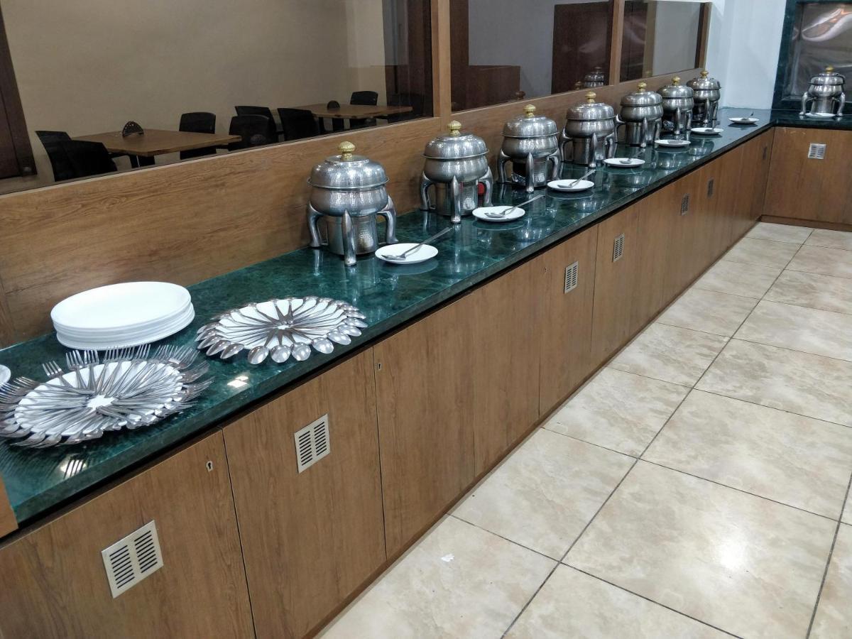 Dew Drops Boutique Retreat Hotel Игатпури Екстериор снимка