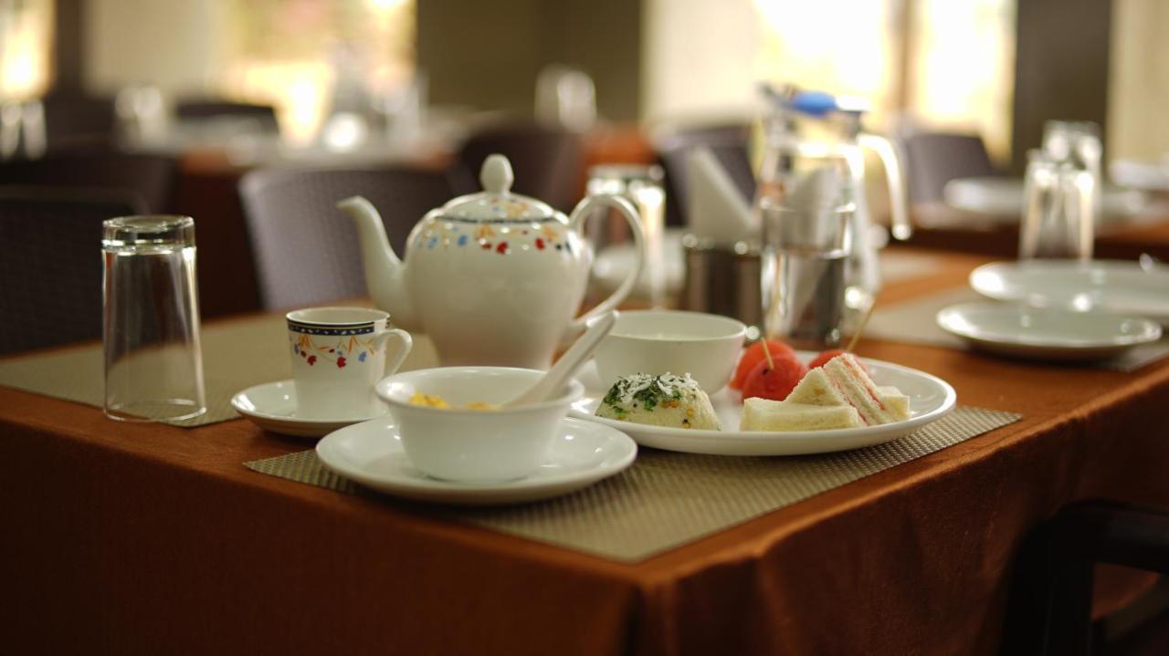 Dew Drops Boutique Retreat Hotel Игатпури Екстериор снимка